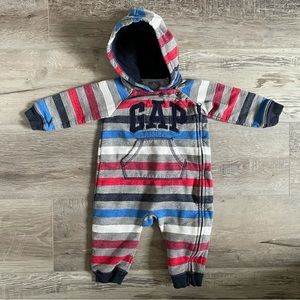 VGUC GAP Boys 6-12M One Piece